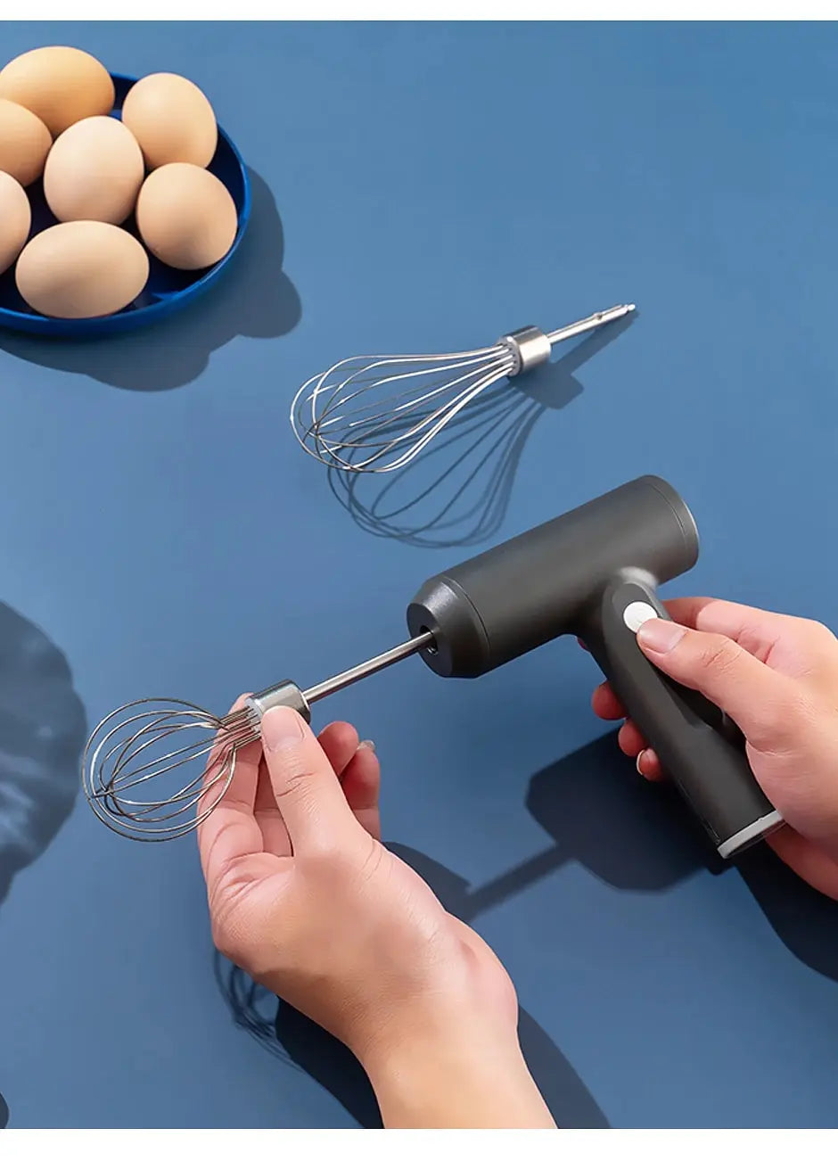 Kabelloser Handmixer mit USB-Akku, 3 Stufen und 2 Schneebesen